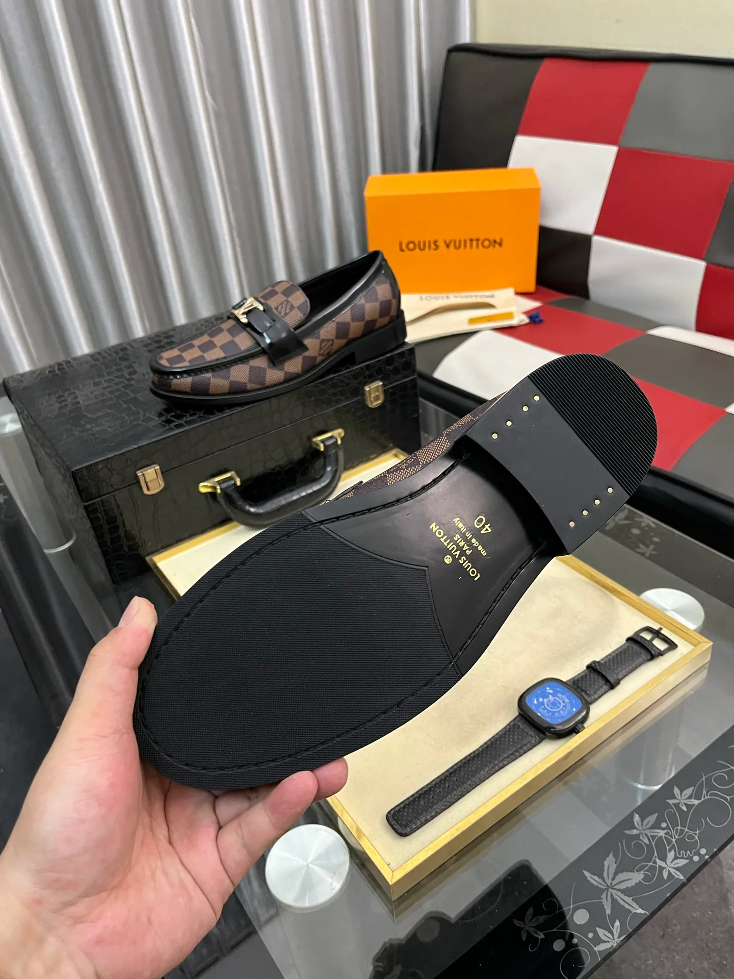 Men's Men's Shoes Men's Men's Shoes 💰520⌚️⌚️[LV] The most popular classic Louis Vuitton leather shoes. Synchronized with the official website, the upper adopts Italian imported upper embossing➕comfortable cowhide lining, fashionable atmosphere, unique brand and unique craftsmanship. Highlighting the hot style of the new year. Stop hesitating, stop wandering, get it now. Code number: 38--44. 3️⃣colors available
